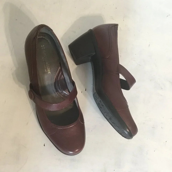 Naturalizer Women's Elliana Mary Jane  Pump Burgundy SZ 7 M - Picture 8 of 10